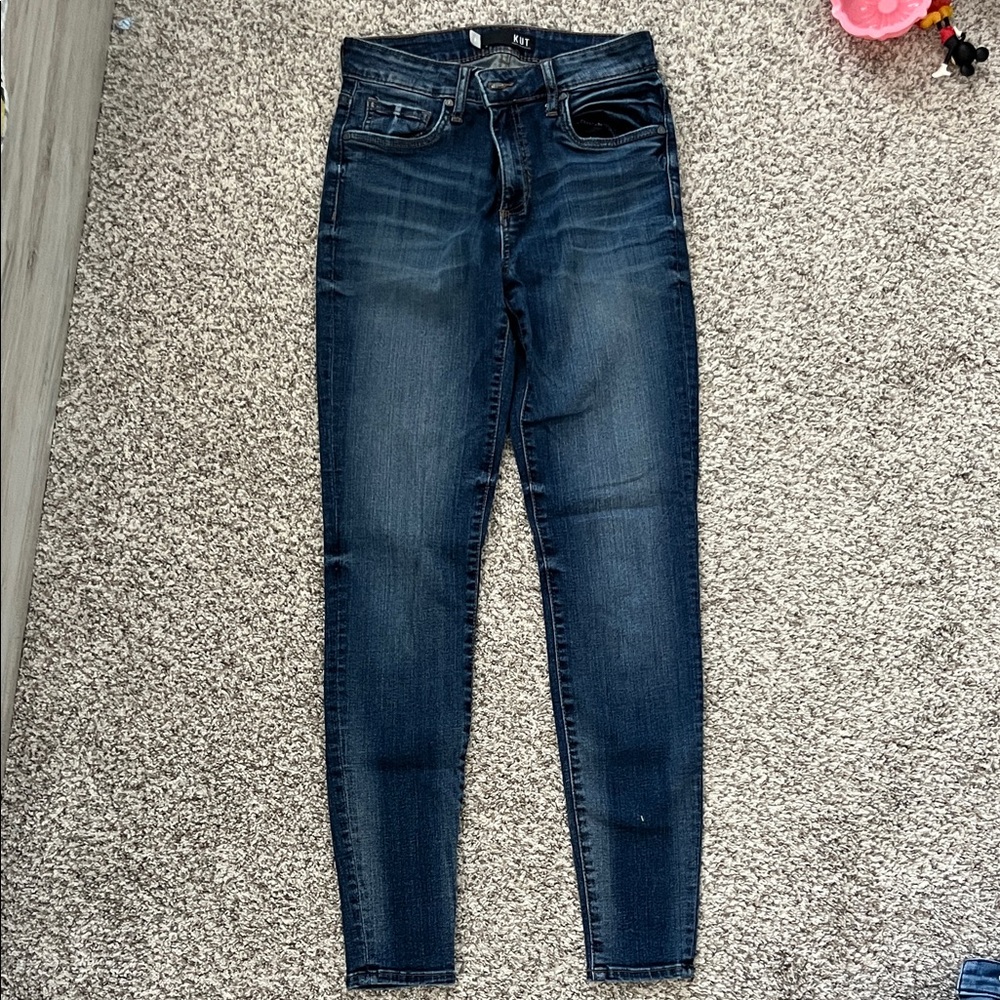 Women's Kut From the Kloth Donna High Rise Skinny. Size 2